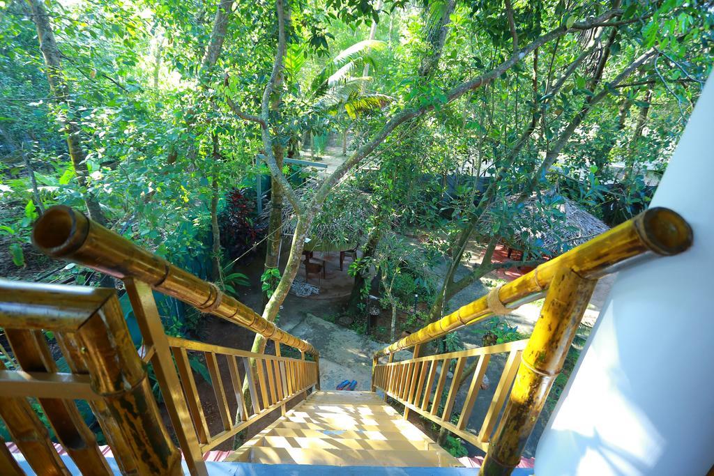 Marari John'S Beach Mararikulam Exterior photo